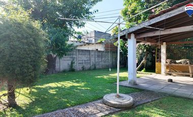 VENTA CASA 5 AMB EN FLORENCIO VARELA CENTRO