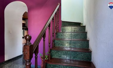 VENTA CASA 5 AMB EN FLORENCIO VARELA CENTRO