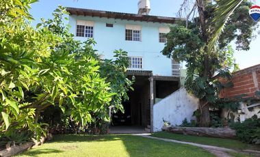 VENTA CASA 5 AMB EN FLORENCIO VARELA CENTRO