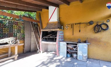 VENTA CASA 5 AMB EN FLORENCIO VARELA CENTRO