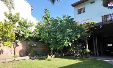 VENTA CASA 5 AMB EN FLORENCIO VARELA CENTRO