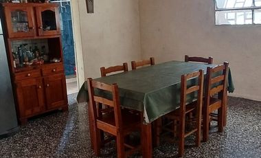 CASA DE 4 AMBIENTES EN VENTA, GOYA CORRIENTES