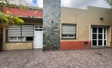 SE VENDE CASA EN BARRIO CATEDRAL