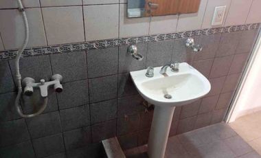 VENTA PH 2 AMBIENTES CON PATIO - LANÚS ESTE