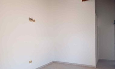 VENTA PH 2 AMBIENTES CON PATIO - LANÚS ESTE