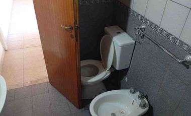 VENTA PH 2 AMBIENTES CON PATIO - LANÚS ESTE