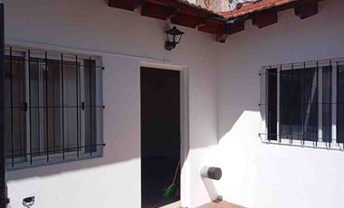 VENTA PH 2 AMBIENTES CON PATIO - LANÚS ESTE