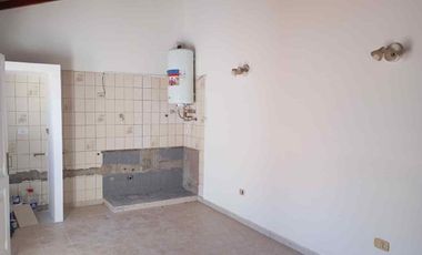 VENTA PH 2 AMBIENTES CON PATIO - LANÚS ESTE
