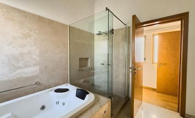 Casa en venta con alberca en Las Cañadas, Zapopan, Jalisco