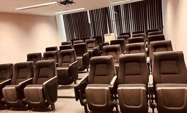 Rentas por dia Auditorio 30pax  con 1 ofa