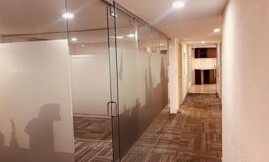 Piso de Oficinas venta posesión inmediata con el 10% o 4 pagos de $325Mil