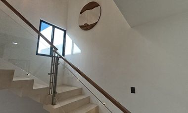 Estilo y Ahorro en Lunare Cholul: Casa Amueblada equipada con Paneles
