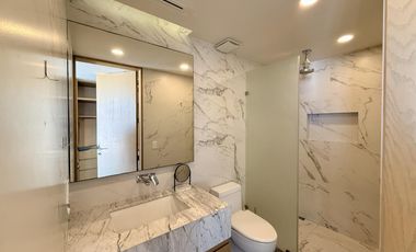 Departamento en renta en Riva, Puerto Cancún totalmente remodelado y listo para estrenar