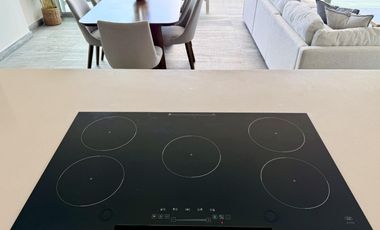 Departamento en renta en Riva, Puerto Cancún totalmente remodelado y listo para estrenar