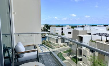 Departamento en renta en Riva, Puerto Cancún totalmente remodelado y listo para estrenar