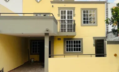 Casa en renta en Hacienda Santa Fe, Apodaca, Nuevo León