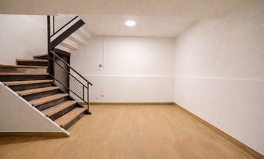 Oportunidad!! local remodelado en Bustamante