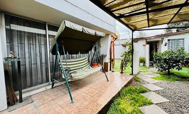 Casa esquina para uso residencial y comercial