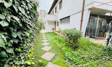 Casa esquina para uso residencial y comercial
