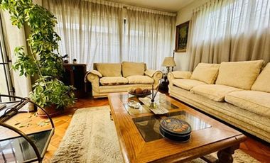 Casa esquina para uso residencial y comercial