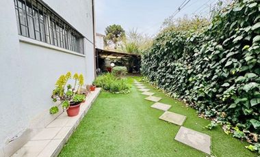 Casa esquina para uso residencial y comercial