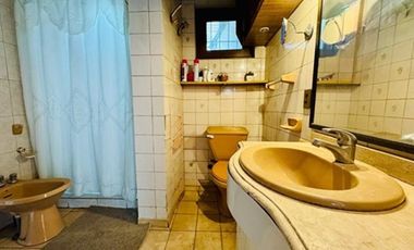 Casa esquina para uso residencial y comercial