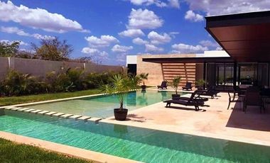 | Casa en renta en privada Chaactún Zona Country |