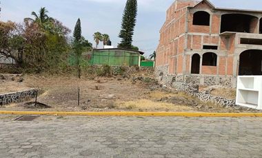 EN VENTA  TERRENO  FRENTE AL CENTRO VACACIONAL OAXTEPEC