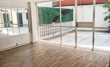 Oficina en VENTA en Colonia  Del Valle.  Planta baja con terraza.