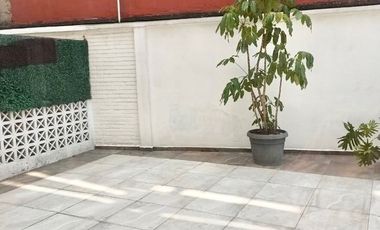 Oficina en VENTA en Colonia  Del Valle.  Planta baja con terraza.