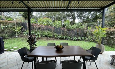 CASA EN UNIDAD CERRADA EN EL RETIRO