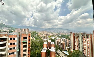 Apartamento para la renta tradicional en Envigado, sector camino verde