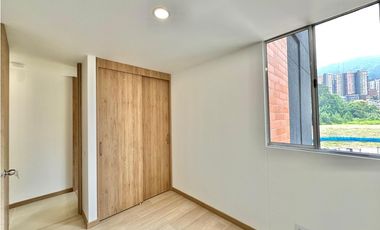 Apartamento para la renta tradicional en Envigado, sector camino verde