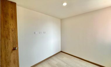 Apartamento para la renta tradicional en Envigado, sector camino verde
