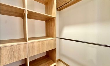 Apartamento para la renta tradicional en Envigado, sector camino verde