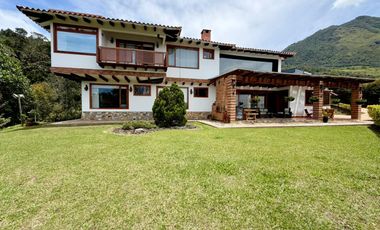 Casa Campestre En Arriendo, Sector Norteamerica - Bello