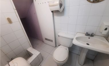 SE ALQUILA LOCAL EN BELLAVISTA AREA CANGREJO 82 Mtrs (OG)