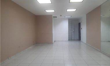 SE ALQUILA LOCAL EN BELLAVISTA AREA CANGREJO 82 Mtrs (OG)