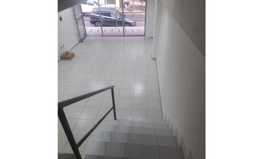SE ALQUILA LOCAL EN BELLAVISTA AREA CANGREJO 82 Mtrs (OG)