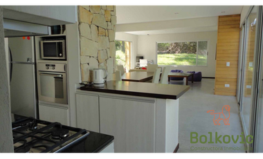 Casa en venta Deportivo I lote 306 Costa Esmeralda 200m²