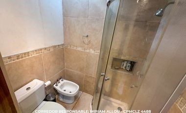 Casa 4 ambientes 210 m² en venta con cochera en Temperley