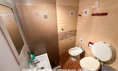 Casa 4 ambientes 210 m² en venta con cochera en Temperley