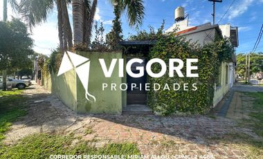 Casa 4 ambientes 210 m² en venta con cochera en Temperley