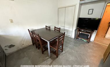Casa 4 ambientes 210 m² en venta con cochera en Temperley