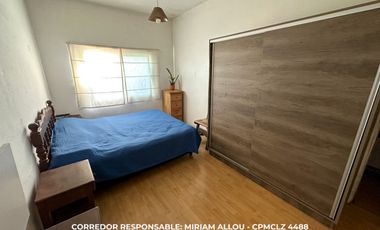 Casa 4 ambientes 210 m² en venta con cochera en Temperley