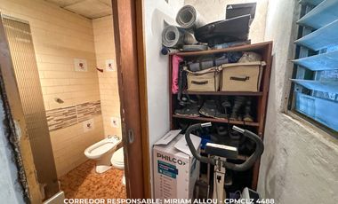 Casa 4 ambientes 210 m² en venta con cochera en Temperley