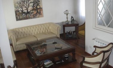 VENTA - CASA EN HIPOLITO YRIGOYEN 360