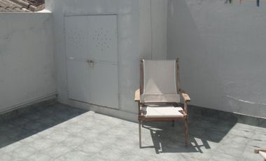 VENTA - CASA EN HIPOLITO YRIGOYEN 360