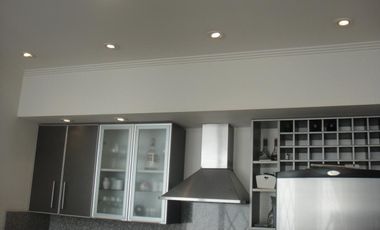 VENTA - CASA EN HIPOLITO YRIGOYEN 360
