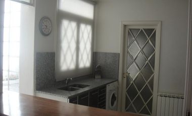 VENTA - CASA EN HIPOLITO YRIGOYEN 360